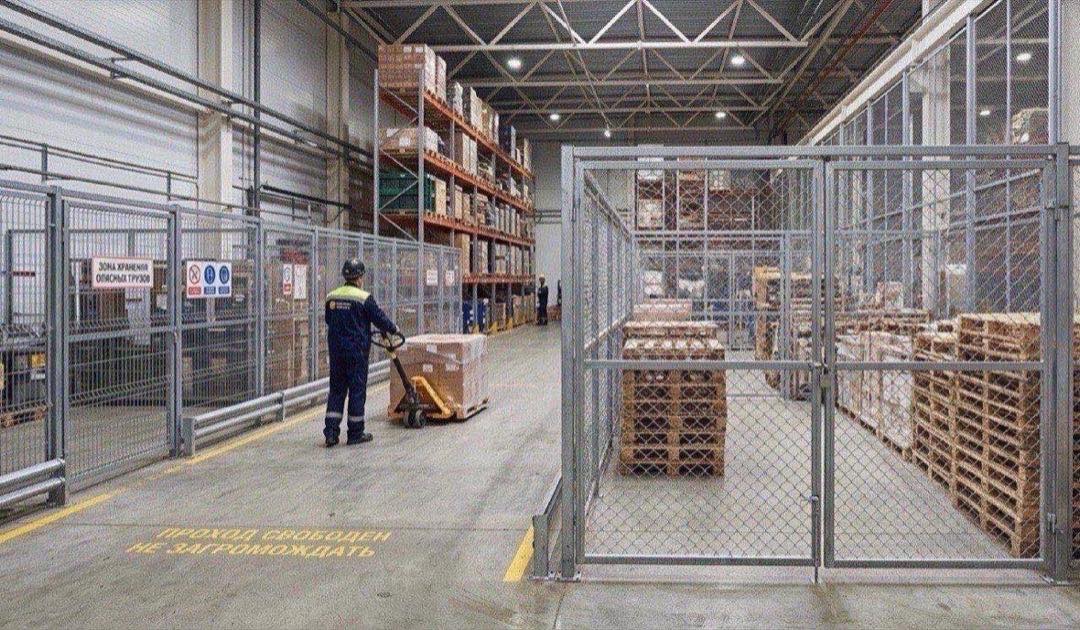 Металлические ограждения на складе · Металл Пласт, Могилёв